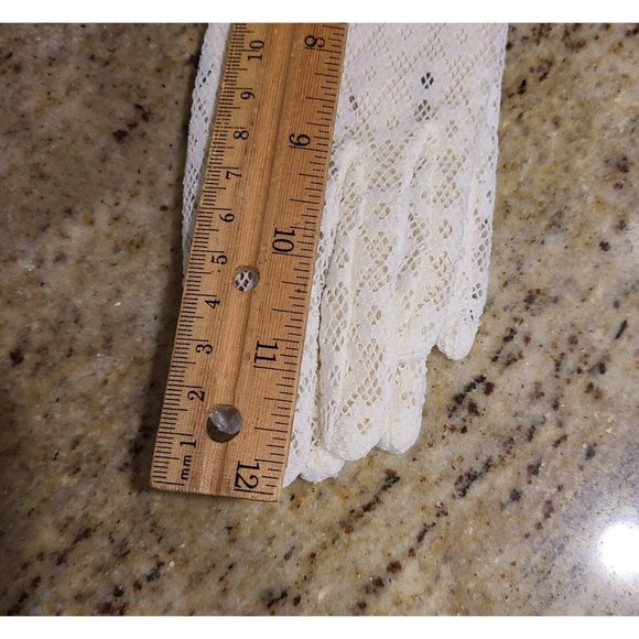 New! Vtg One Size White Lace Stretch Nylon Floral Formal Gloves 12" Long Japan - Picture 11 of 12
